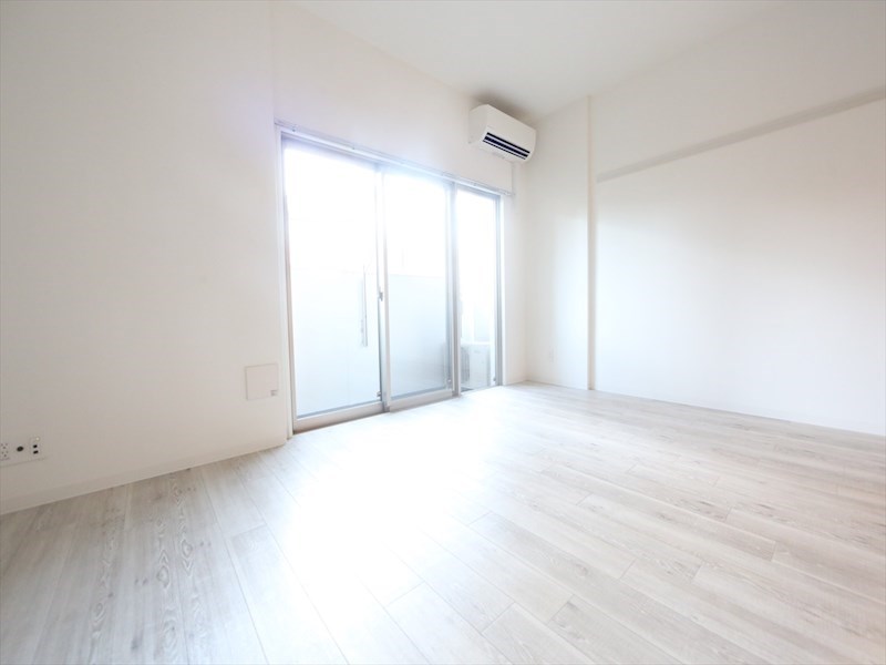 Ｕｒｂａｎ　Ｃｌｏｕｄ　Ｉｚｕｍｉ リビング