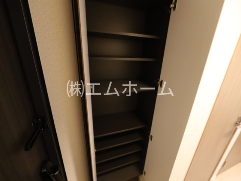 CREST TAPP金山 玄関