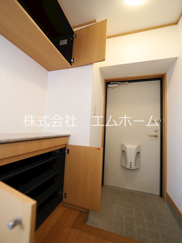 セント・ウェスティン 玄関