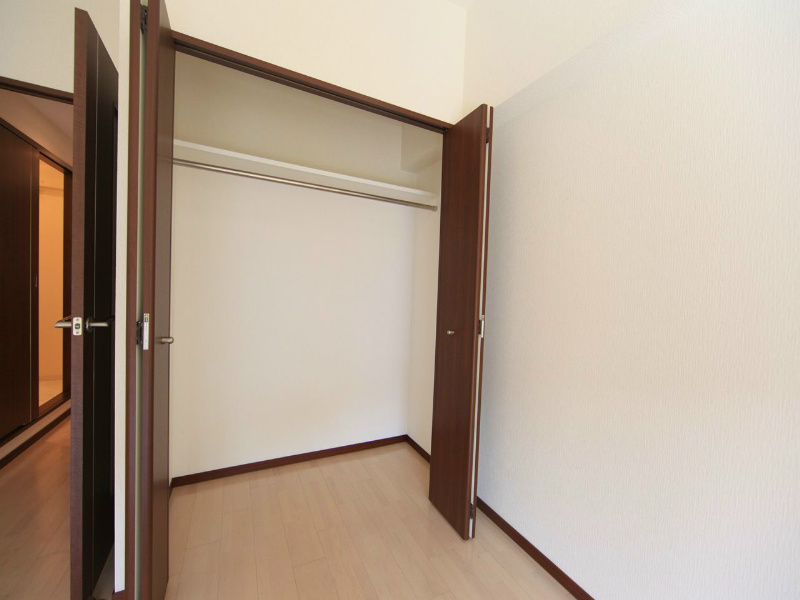 クレール高道町 収納