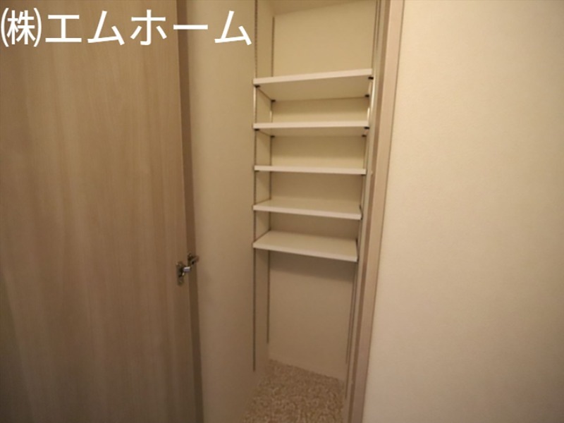 ポルタニグラサウス 玄関