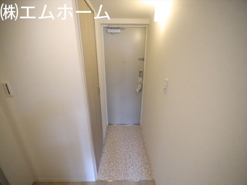 ポルタニグラサウス 玄関