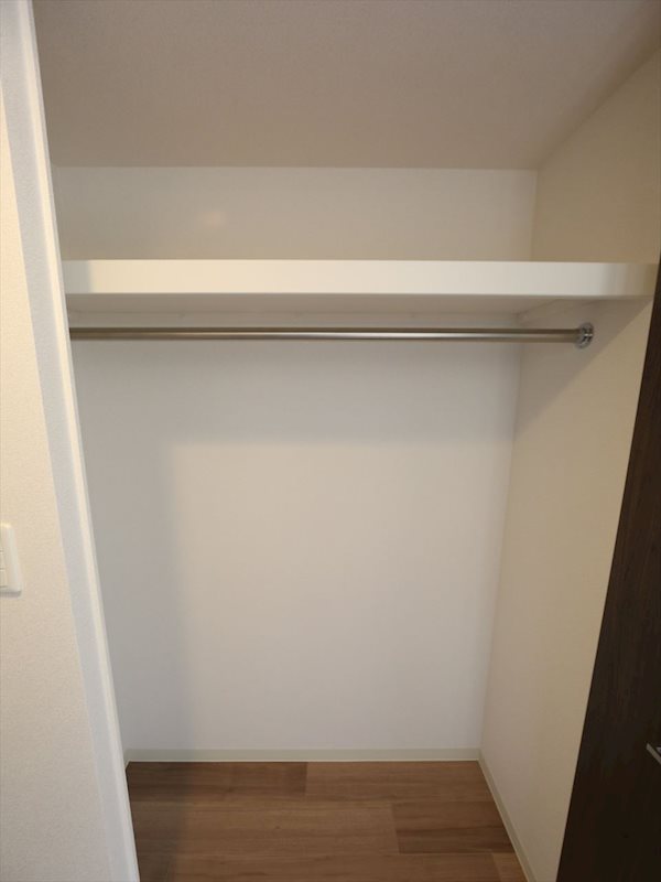 プレサンスＮＡＧＯＹＡファスト 収納
