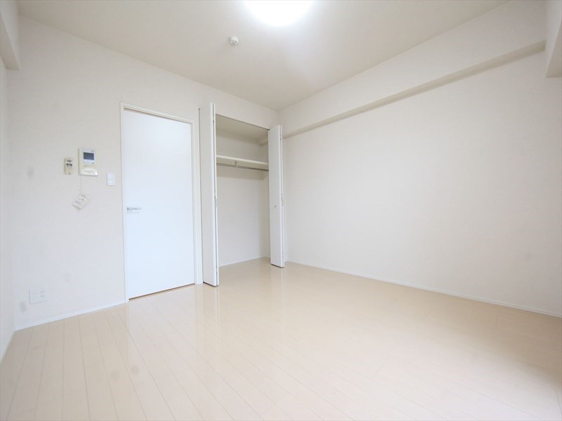 カレント茶屋が坂 リビング