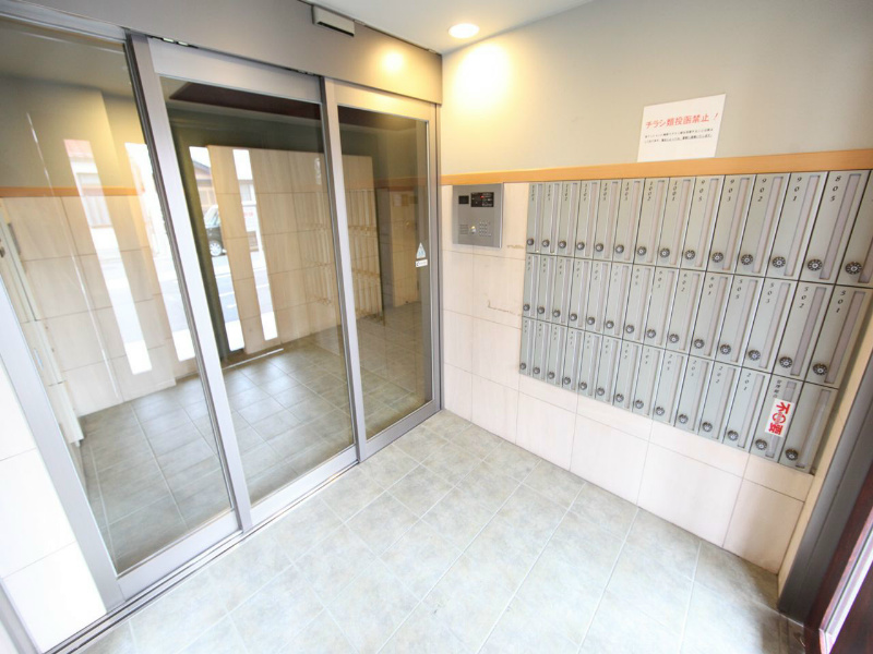 プランドール浅間町 エントランス