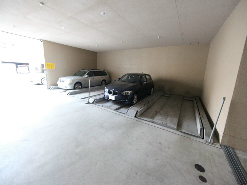 センチュリー富士見 駐車場