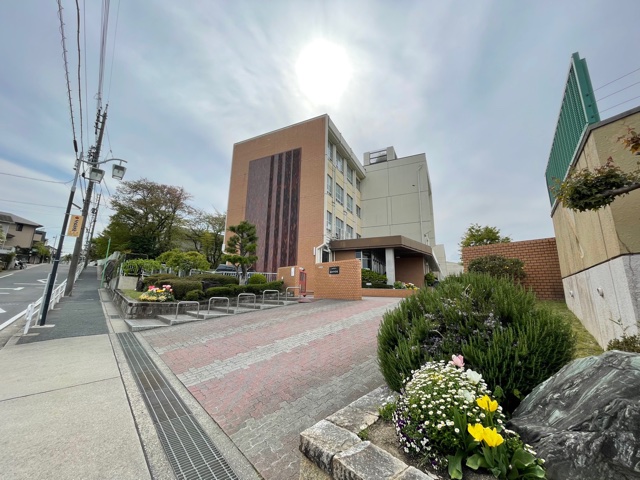 サンホワイト植田 中学校