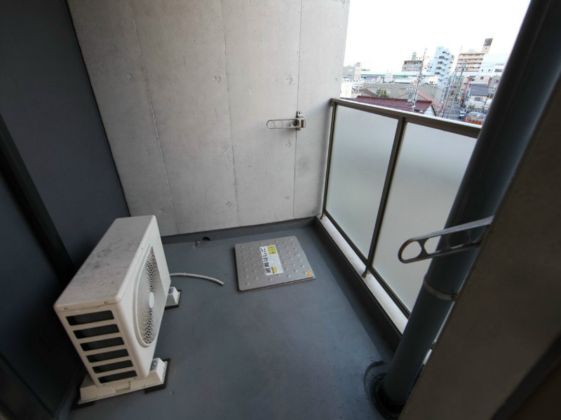 リエス鶴舞ＥＡＳＴ　ＴＯＷＥＲ ベランダ