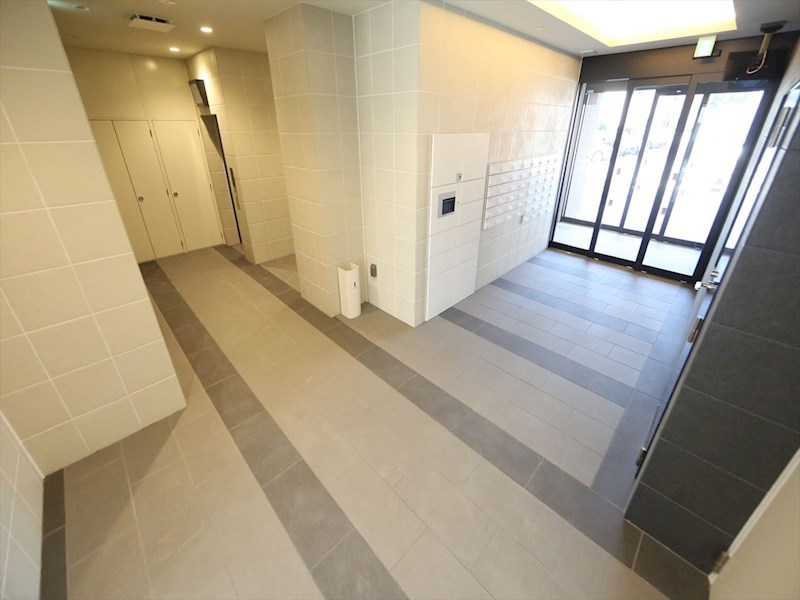 エスリード名古屋ＳＴＡＴＩＯＮ　ＷＥＳＴ エントランス