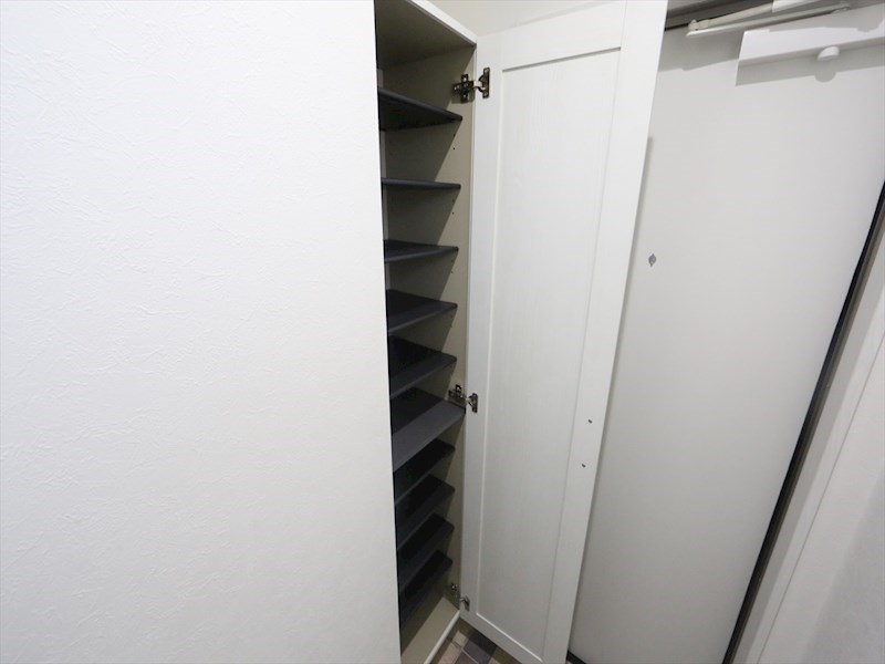グランレーヴ金山II 玄関