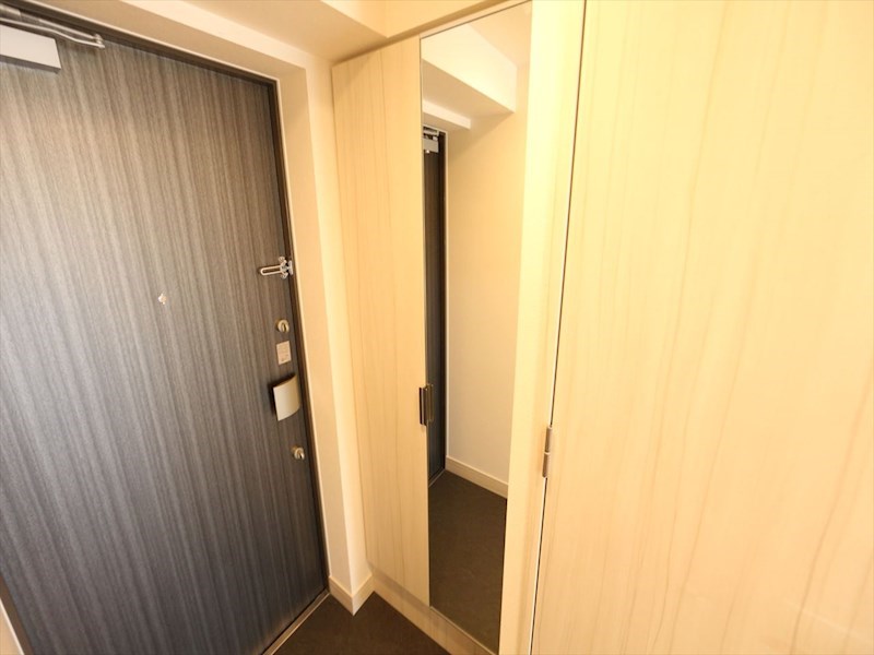 プレサンス鶴舞パーク＆ステーション 玄関