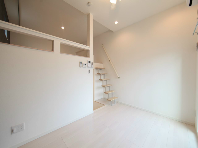 ＳＡＮＣＴＵＡＲＹ（サンクチュアリ） リビング