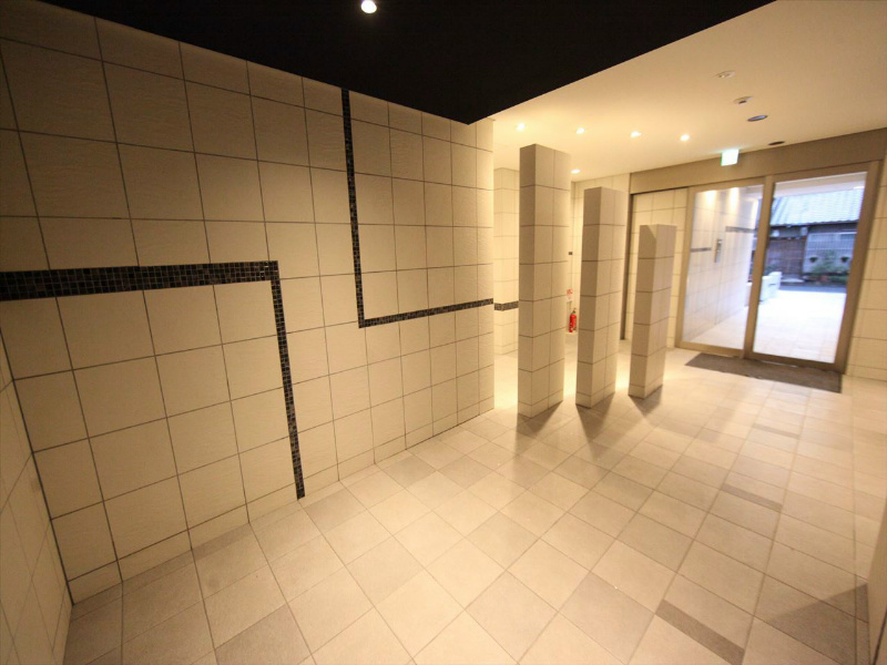 グランディール名古屋 エントランス
