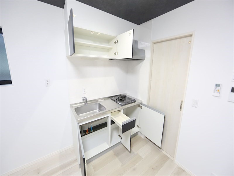 ＣＲＡＳＴＩＮＥ弥次ヱ町4丁目Ｂ棟 キッチン