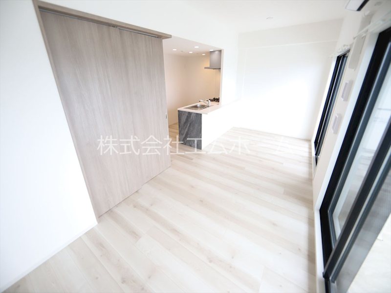 S-RESIDENCE亀島駅前blaze リビング