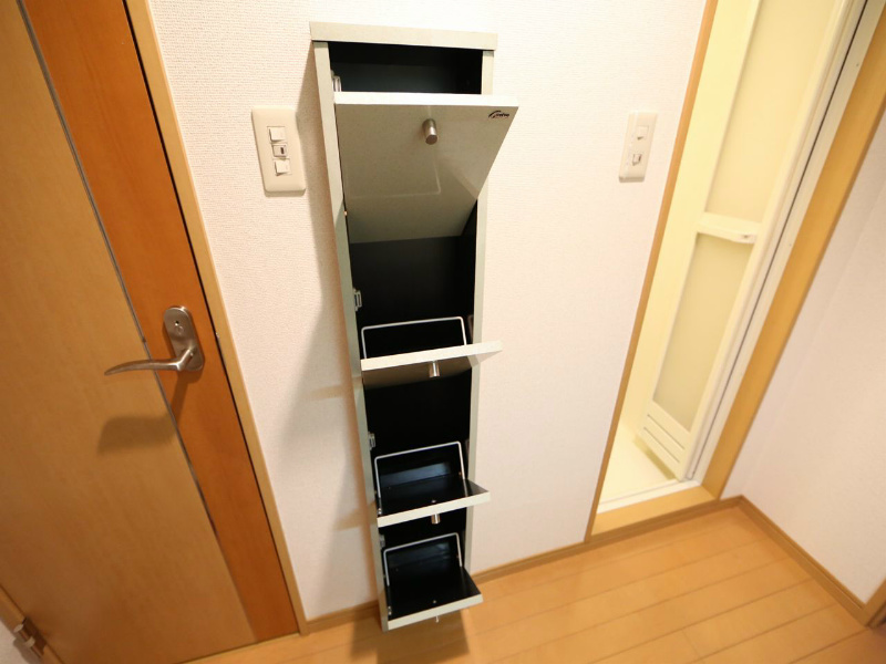 Kspace東別院 玄関