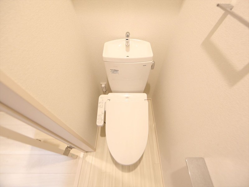 Ｒ－ＳＭＡＲＴ 新栄2 トイレ