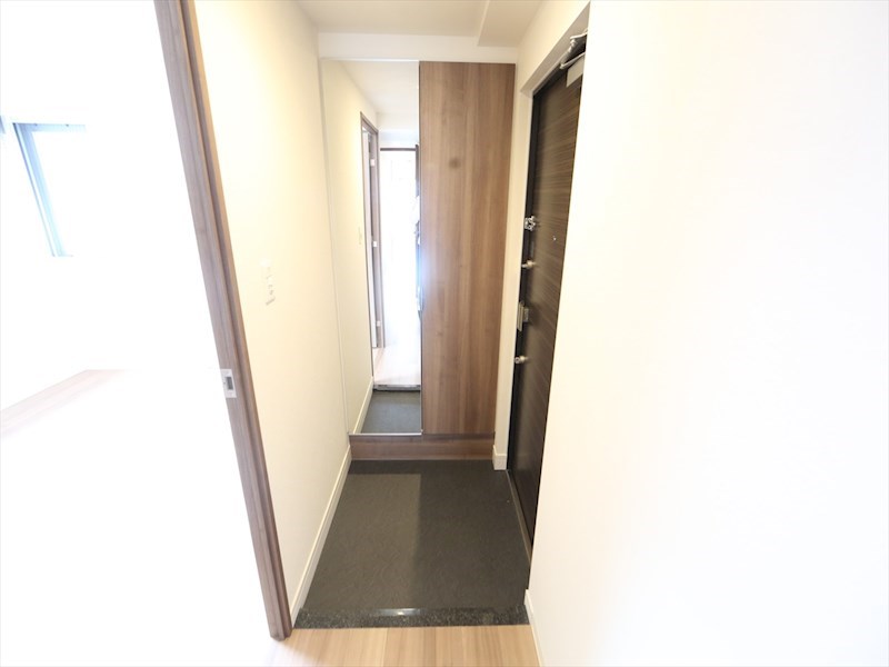 プレサンスＴＨＥ久屋大通レジェンド 玄関