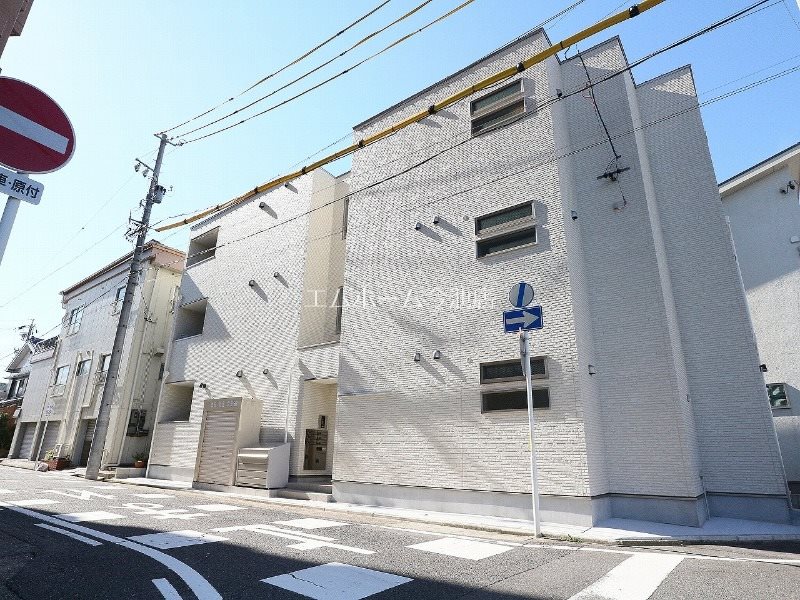 REGALEST BRICKS 外観
