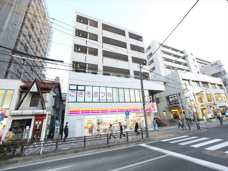 ST PLAZA EAST(エスティープラザイースト) 外観