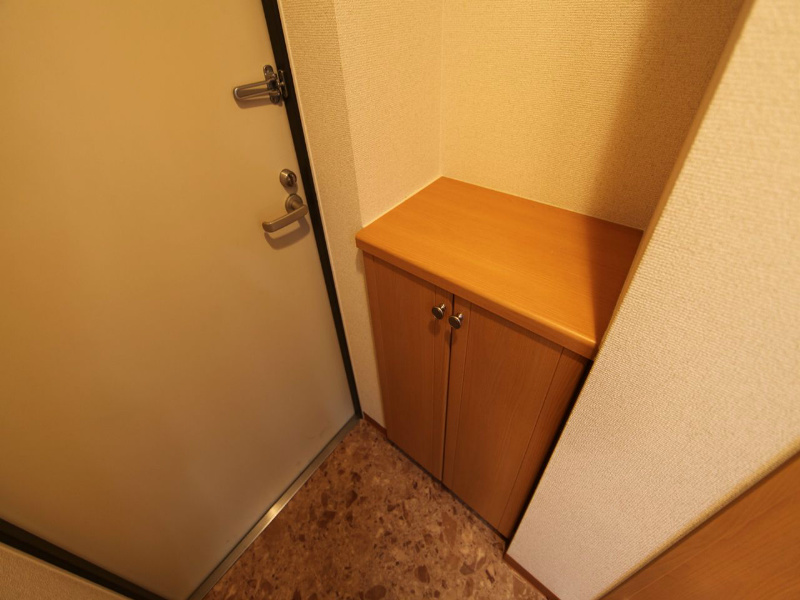 リアライズ記念橋 玄関