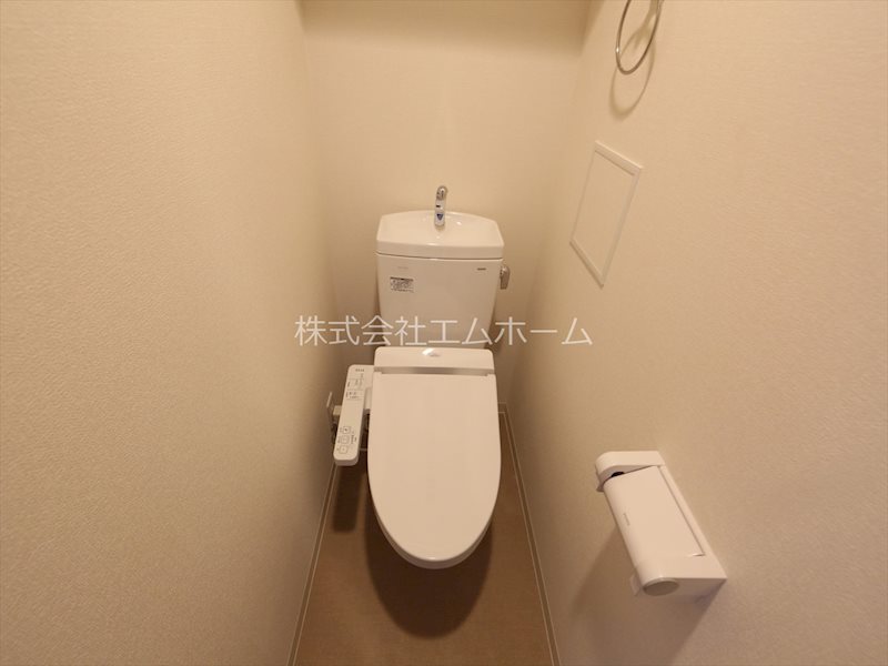 プレサンス上前津リラシス トイレ