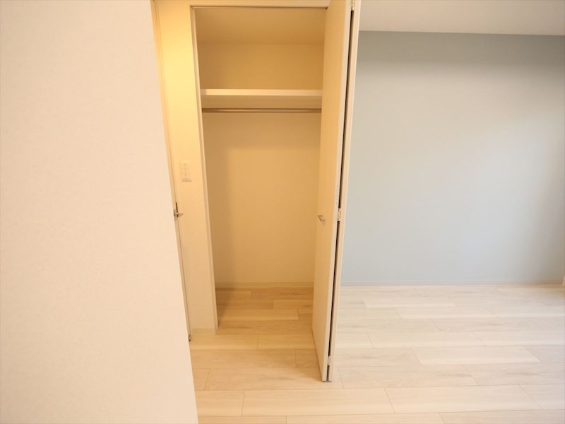 プレサンス伏見アーバンベース 収納