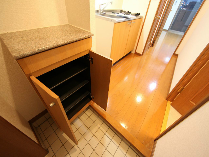 アゲート白壁 玄関