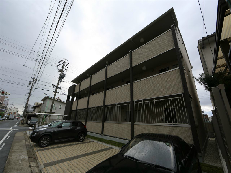 Ｄ－ｒｏｏｍ岩塚 外観