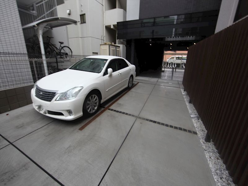 メイクス城西レジデンス 駐車場