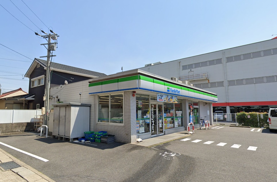 Ｓｏｌｔｅｒｃｅｒ鳴海 コンビニ