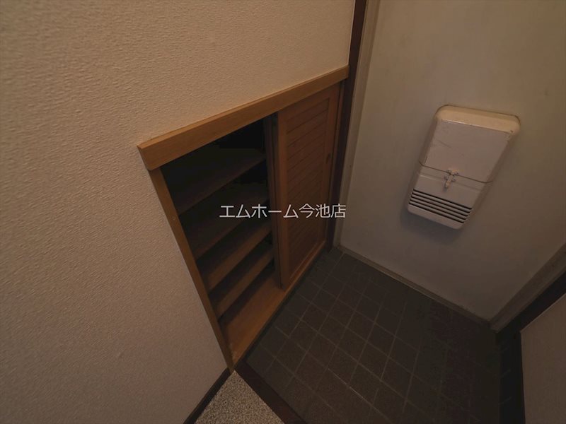 森ハイツ 玄関
