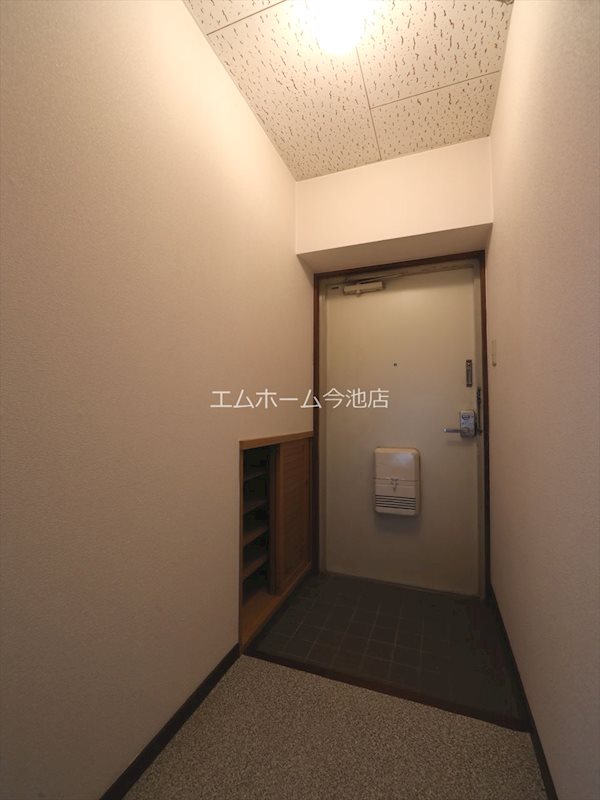 森ハイツ 玄関