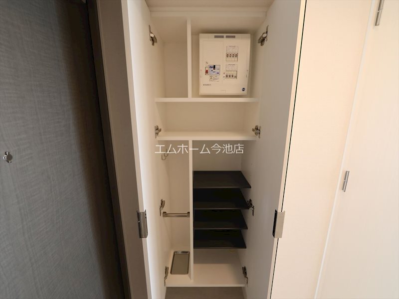 エスリード大曽根プレシャス 玄関