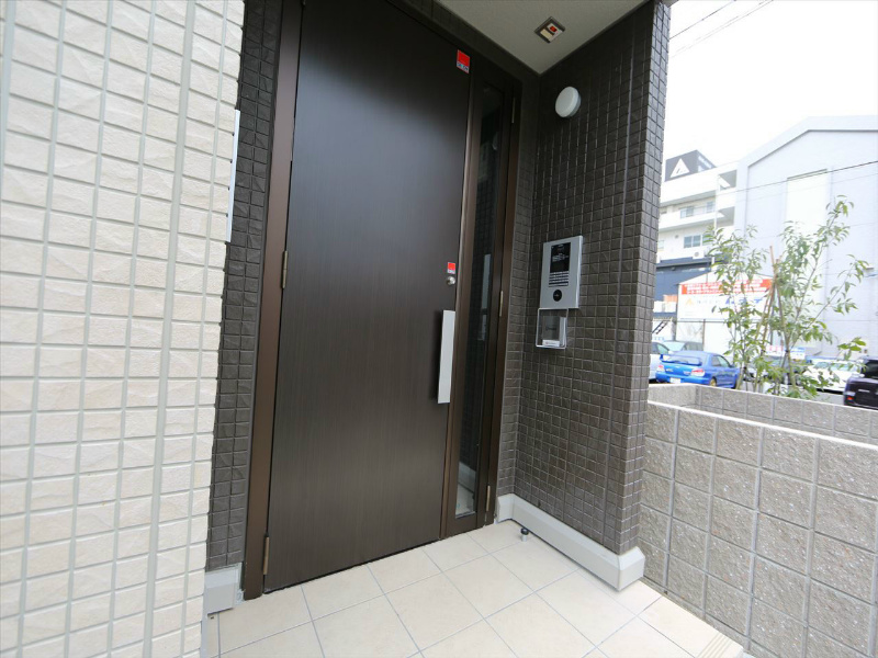 Ｄ－ｒｏｏｍ岩塚 エントランス