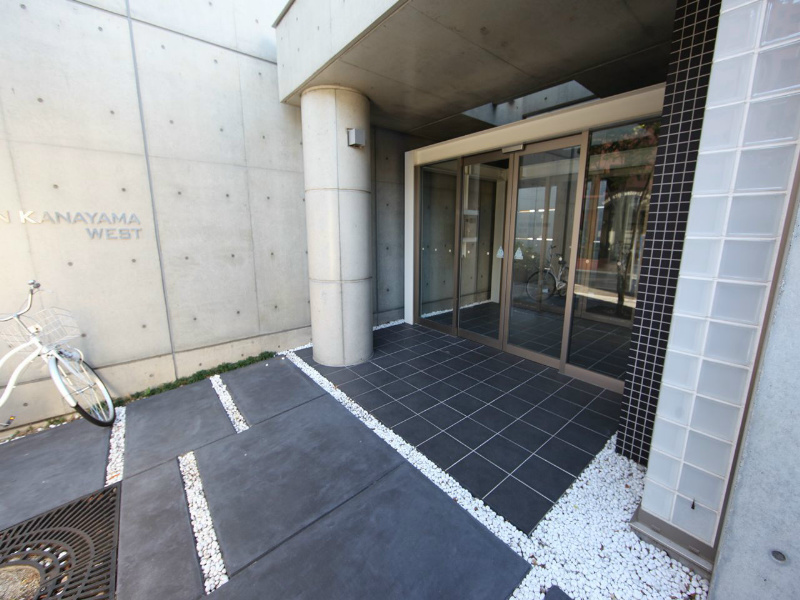 ESTACION KANAYAMA WEST（エスタシオン金山） エントランス