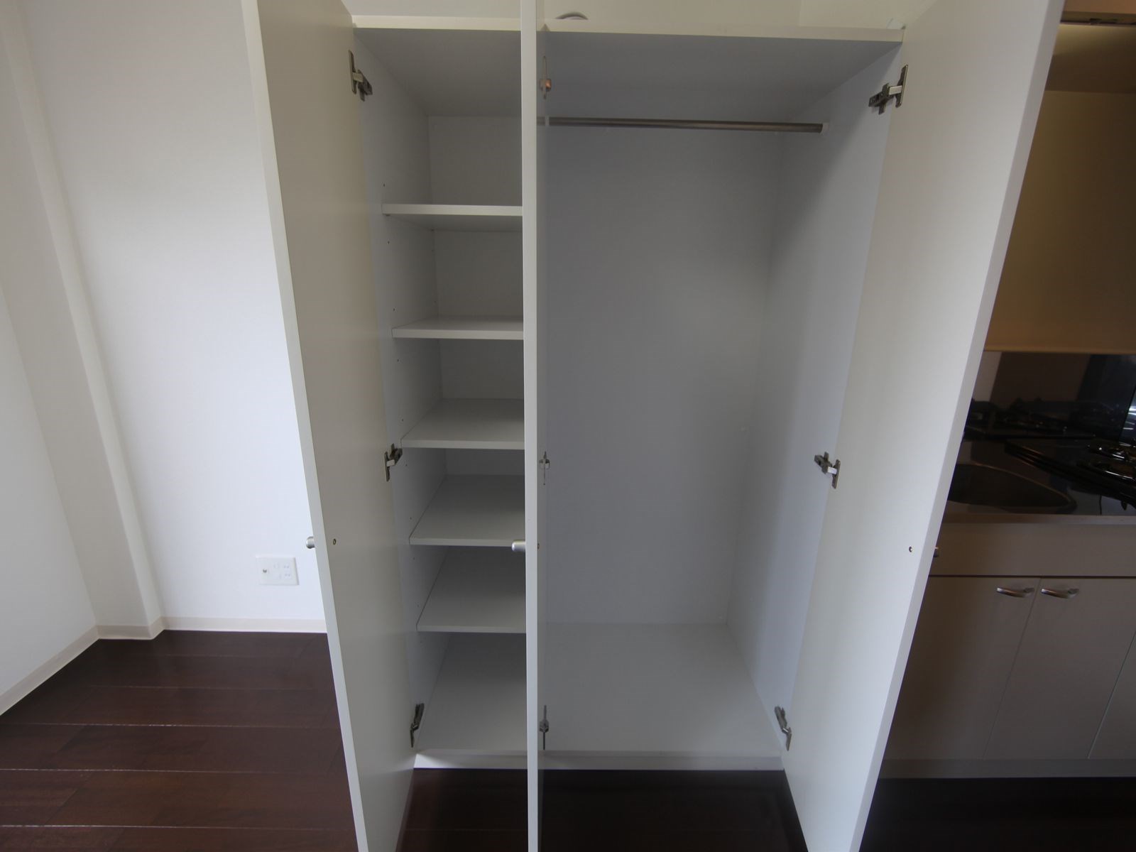 ライブコート丸の内 収納