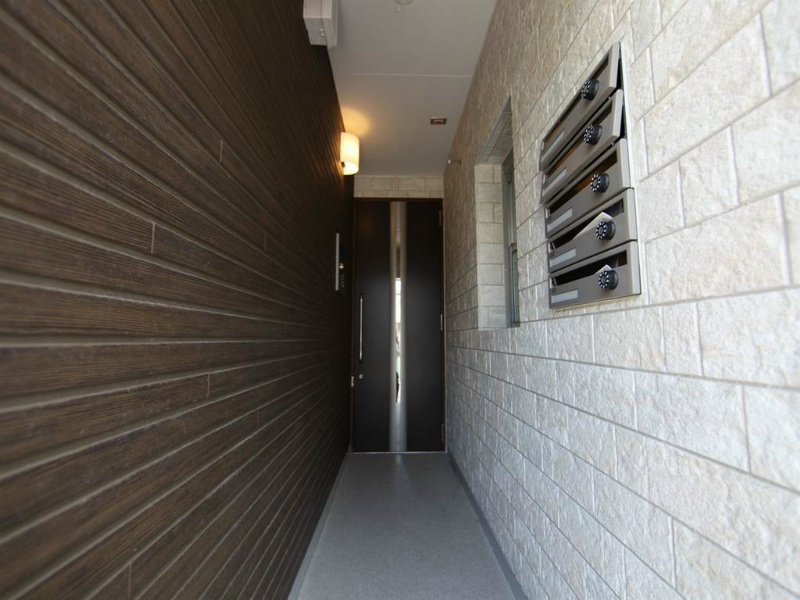 ラヴィール六番町 エントランス