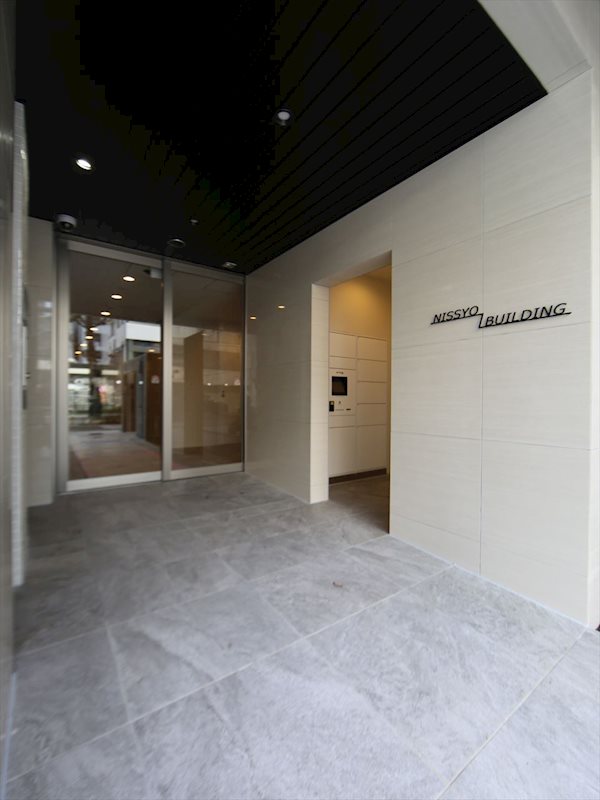 NISSYO BUILDING エントランス