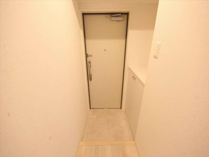 シャルール 玄関