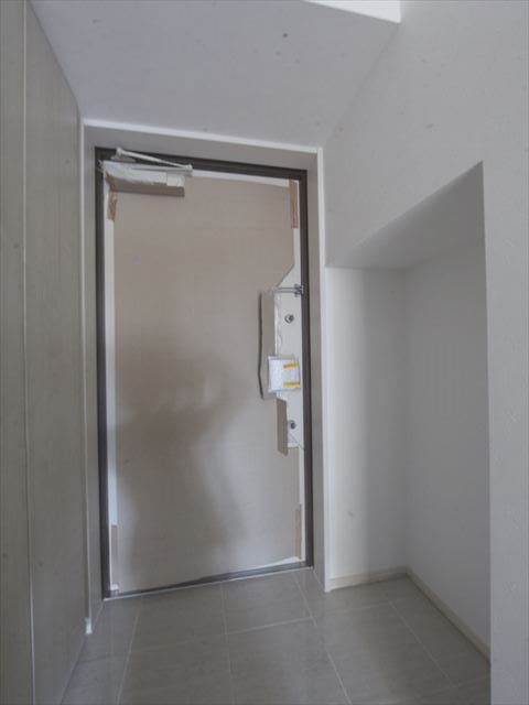 NEO JAPANESQUE出来町 玄関