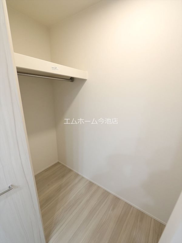 セレスティア苗代 収納