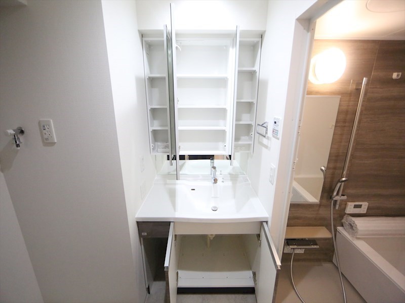 ＲＥＳＩＤＥＮＣＥ　ＴＡＣＨＩＢＡＮＡ 洗面所