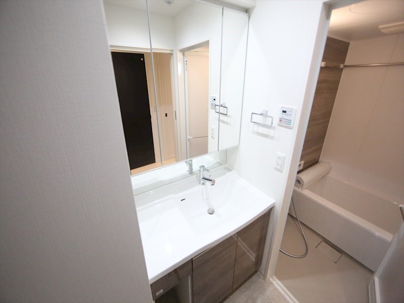 ＲＥＳＩＤＥＮＣＥ　ＴＡＣＨＩＢＡＮＡ 洗面所