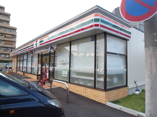 ハーモニーテラス城北町Ｉ コンビニ