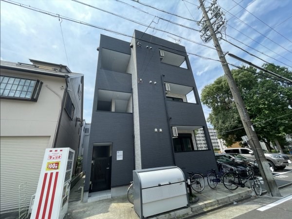 スターホワイト 外観