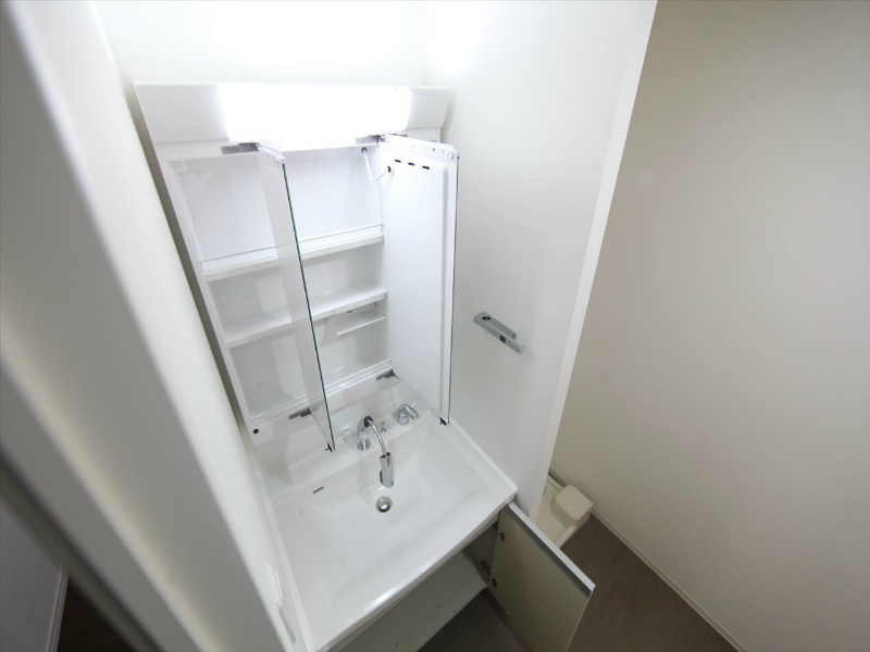 CORNES HOUSE NAGOYA（コーンズハウスナゴヤ） 洗面所
