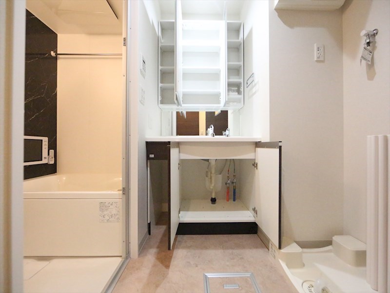 ＲＥＳＩＤＥＮＣＥ丸の内七間町 洗面所