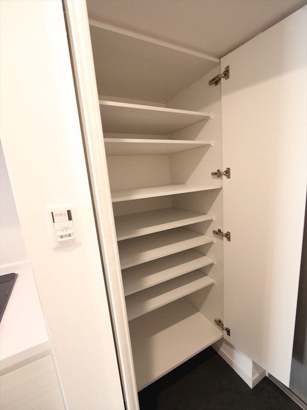 Ｓ－ＲＥＳＩＤＥＮＣＥ志賀本通 玄関