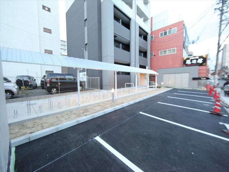 ルペルティア 駐車場